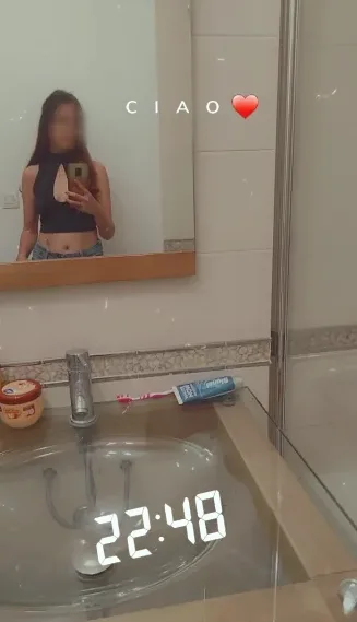 Aya, 23