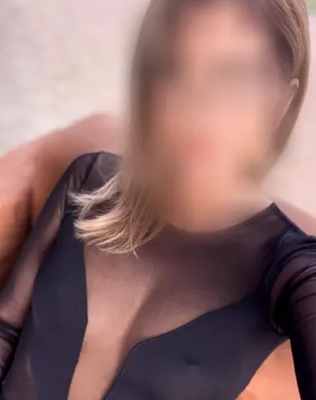 Karoline, 29