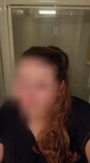 Maria, 26