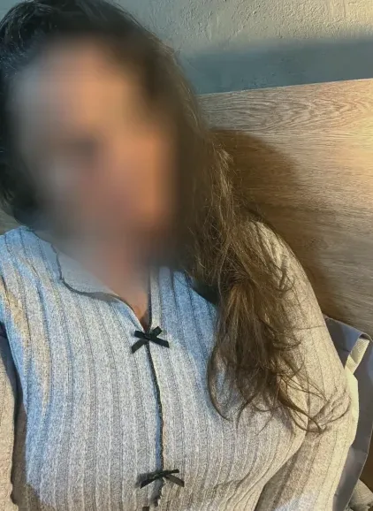 Marianne, 33