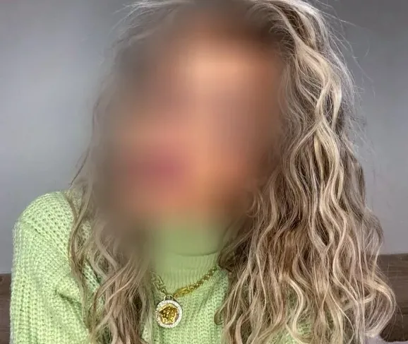 Lea, 35
